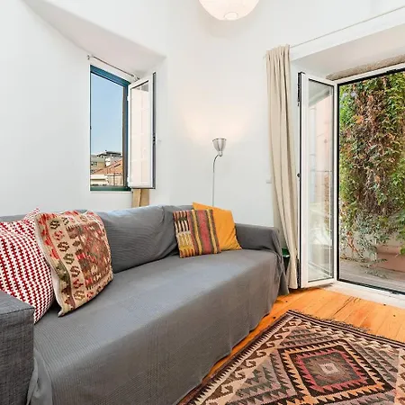 Apartment Cosy 2 Bed Flat With Terrace Near Av Liberdade *