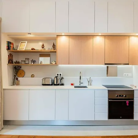 Cosy 2 Bed Flat With Terrace Near Av Liberdade