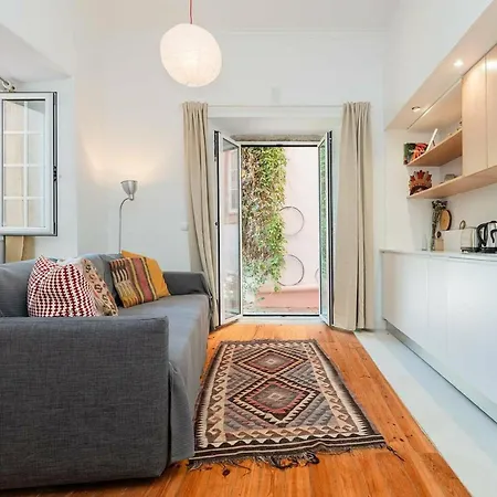 Cosy 2 Bed Flat With Terrace Near Av Liberdade *