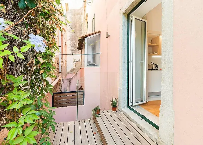 Cosy 2 Bed Flat With Terrace Near Av Liberdade Apartament *