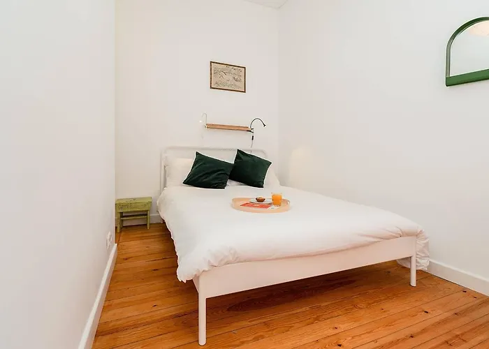 Cosy 2 Bed Flat With Terrace Near Av Liberdade *