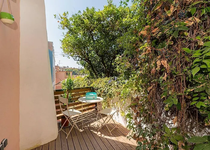 Cosy 2 Bed Flat With Terrace Near Av Liberdade Apartman *
